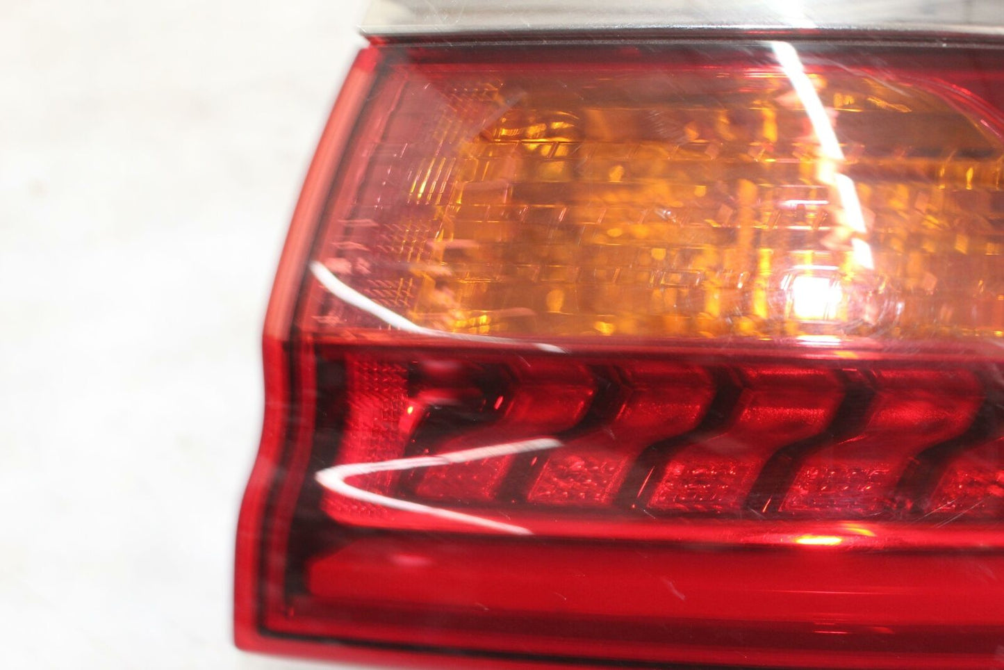 Tail Light Assembly KIA CADENZA Right 17 18 19