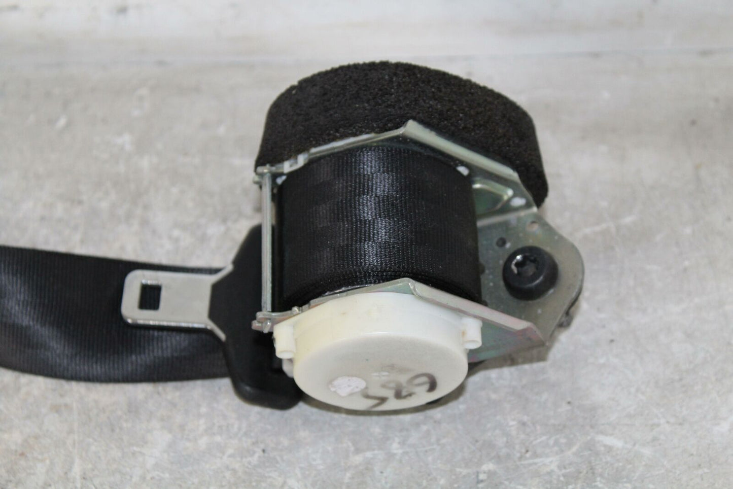 Rear Seat Belt JAGUAR XJ Right 11