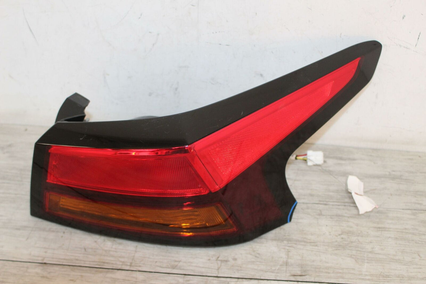 Tail Light Assembly NISSAN ALTIMA Right 19 20