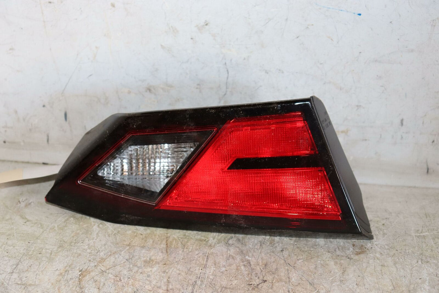 Tail Light Assembly NISSAN ALTIMA Left 19 20