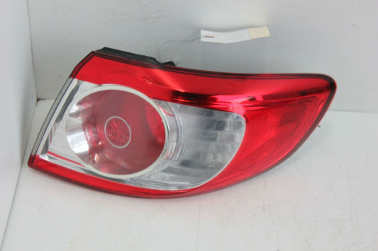 Tail Light Assembly HYUNDAI SANTA FE Right 10 11 12