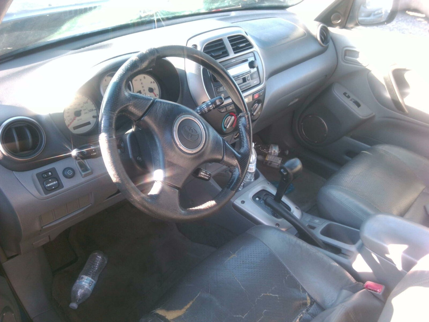 Front Seat TOYOTA RAV-4 01 02 03