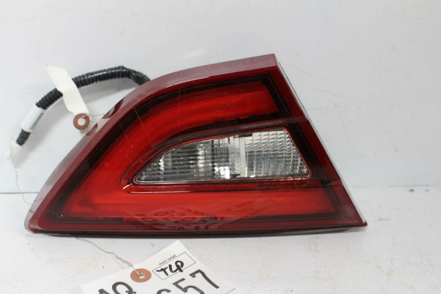 Tail Light Assembly NISSAN MAXIMA Left 16 17 18