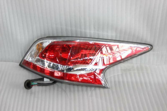 Tail Light Assembly NISSAN ALTIMA Right 14 15