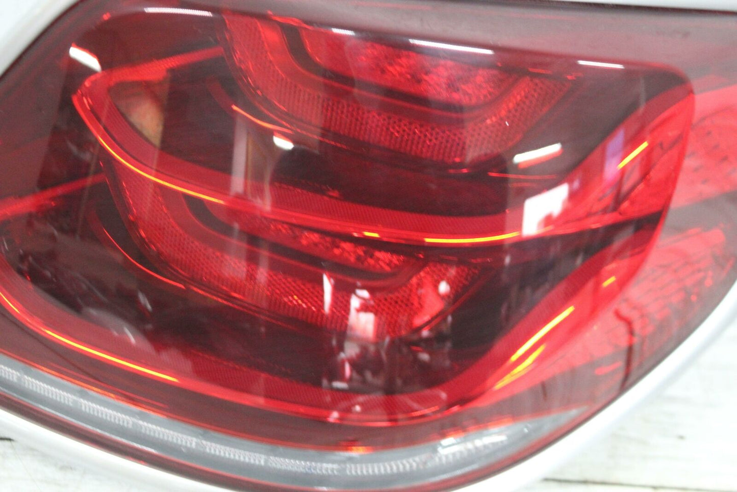 Tail Light Assembly KIA K900 Right 19