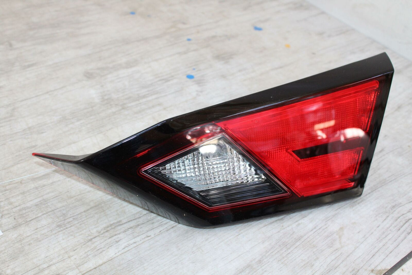 Tail Light Assembly NISSAN ALTIMA Right 19 20