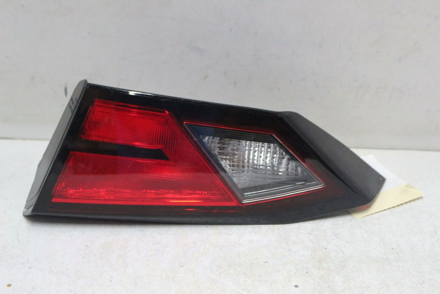 Tail Light Assembly NISSAN ALTIMA Right 19 20