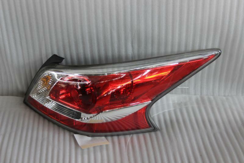 Tail Light Assembly NISSAN ALTIMA Right 14 15