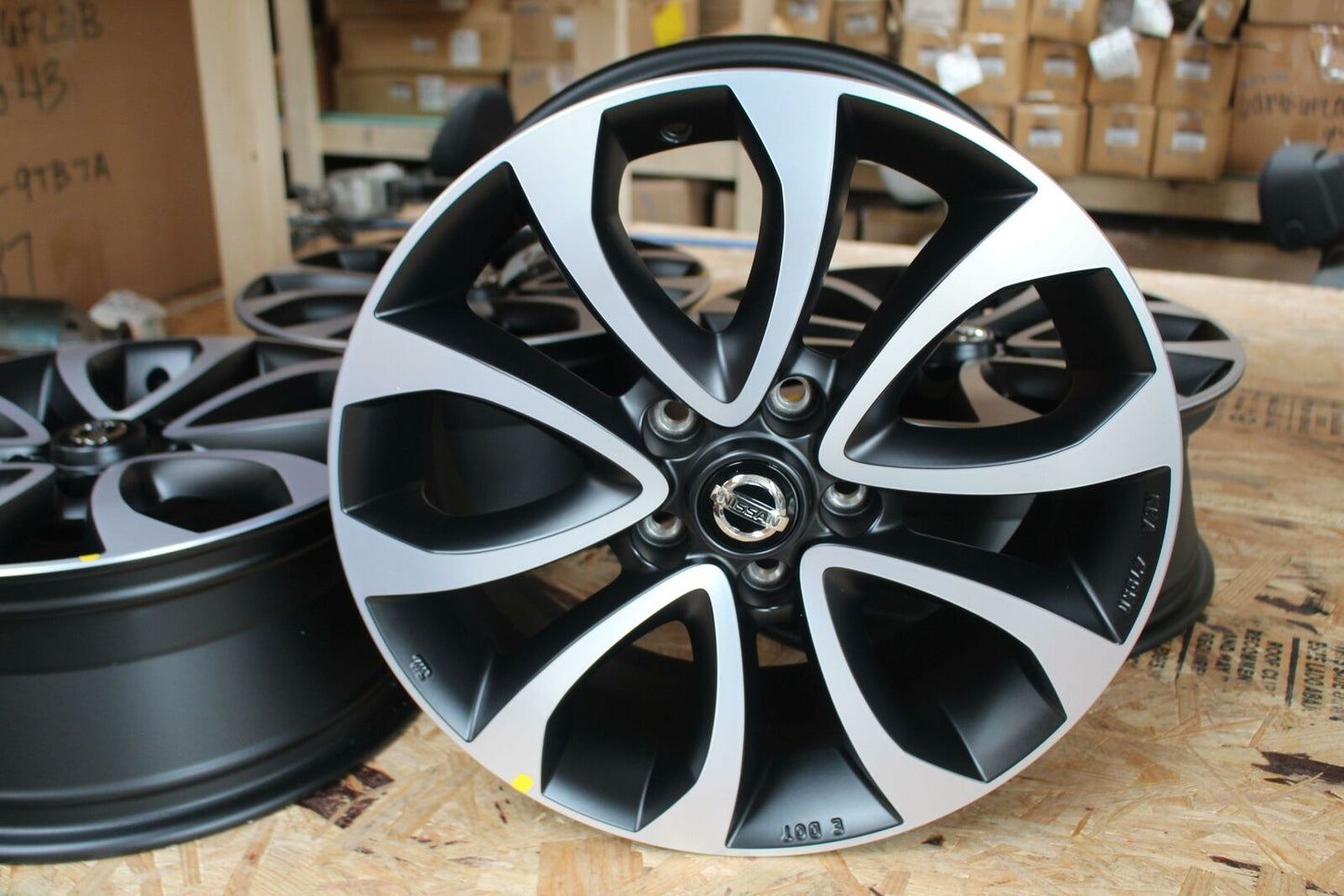 Wheel NISSAN JUKE 15 16