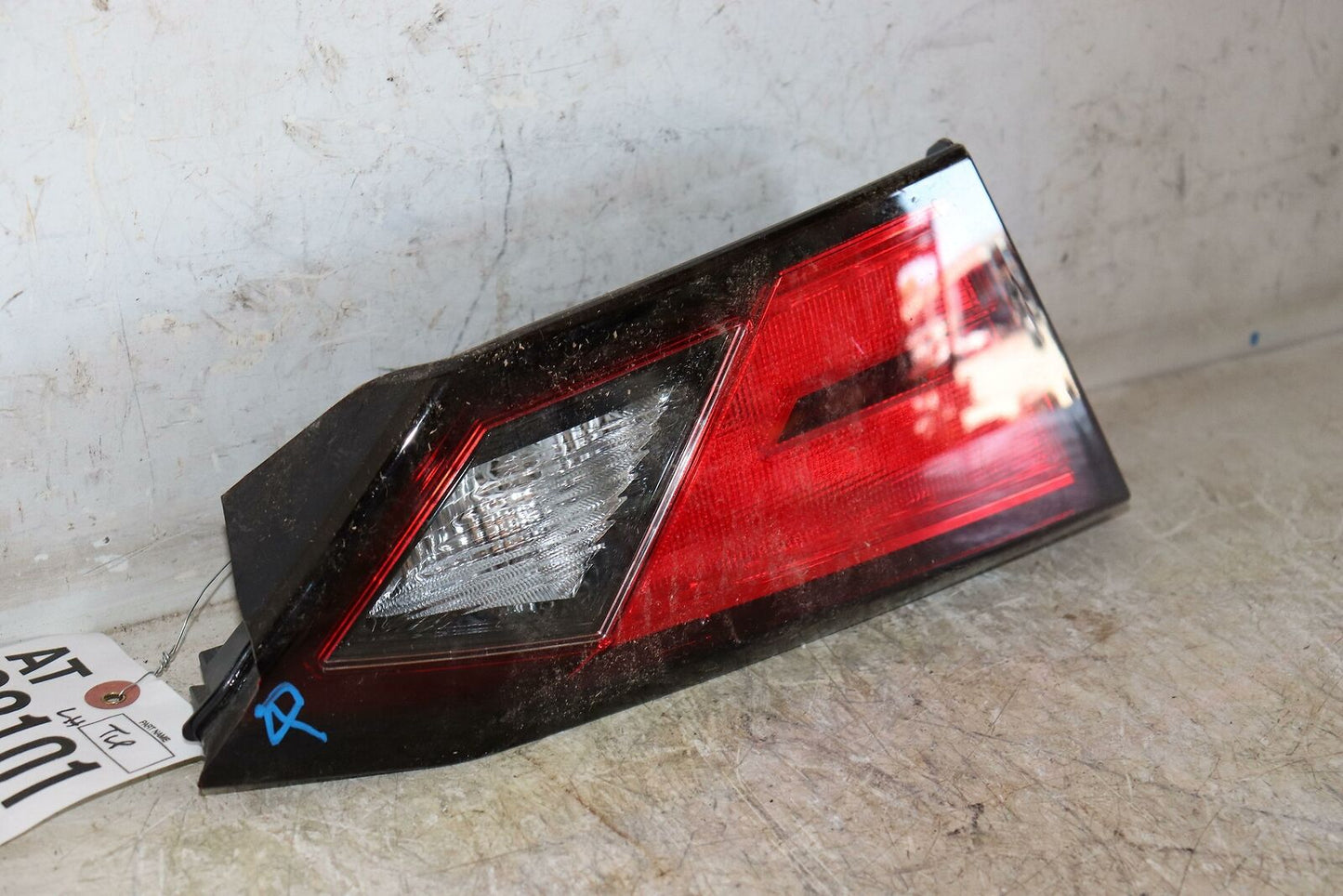 Tail Light Assembly NISSAN ALTIMA Left 19 20