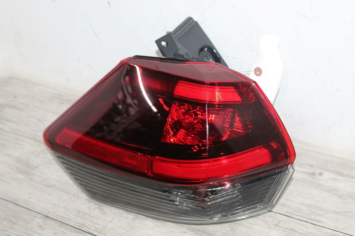 Tail Light Assembly ROGUE EXCEPT SPORT Left 17 18 19 20