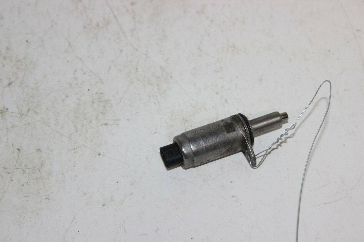 Variable Valve Timing Solenoid AUDI A8 15