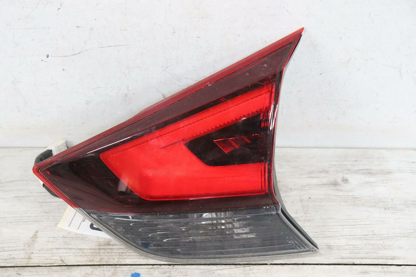 Tail Light Assembly ROGUE EXCEPT SPORT Right 19 20