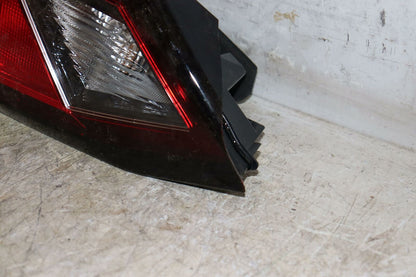 Tail Light Assembly NISSAN ALTIMA Right 19 20