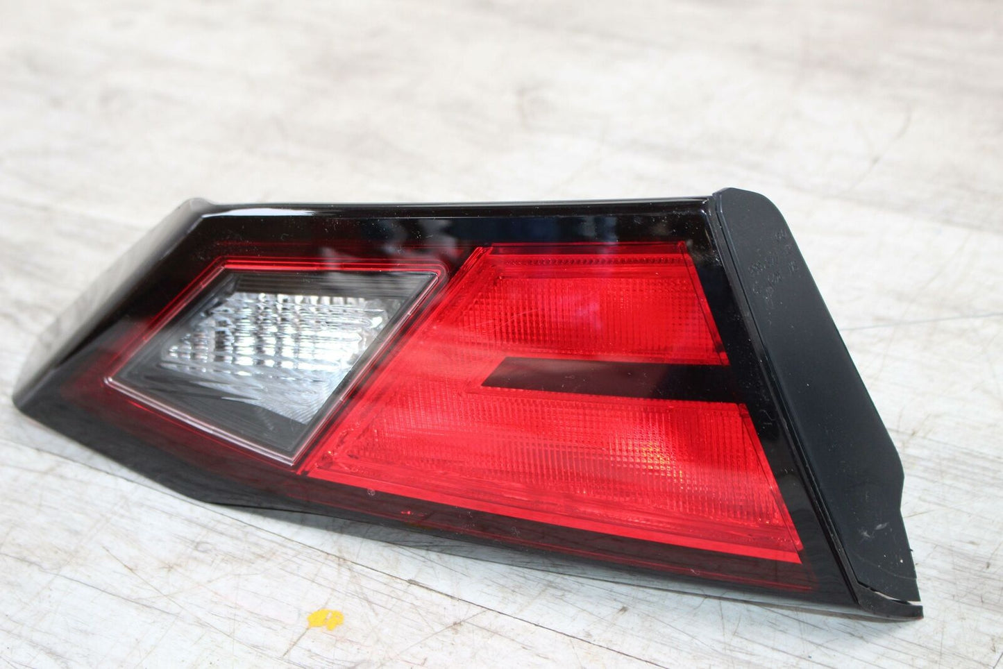 Tail Light Assembly NISSAN ALTIMA Left 19 20