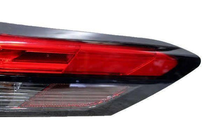 Tail Light Assembly NISSAN PATHFINDER Right 22