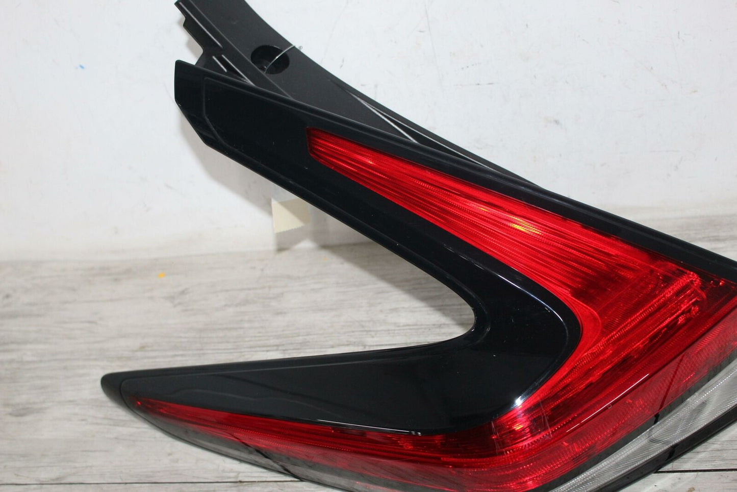 Tail Light Assembly NISSAN LEAF Left 18 19 20