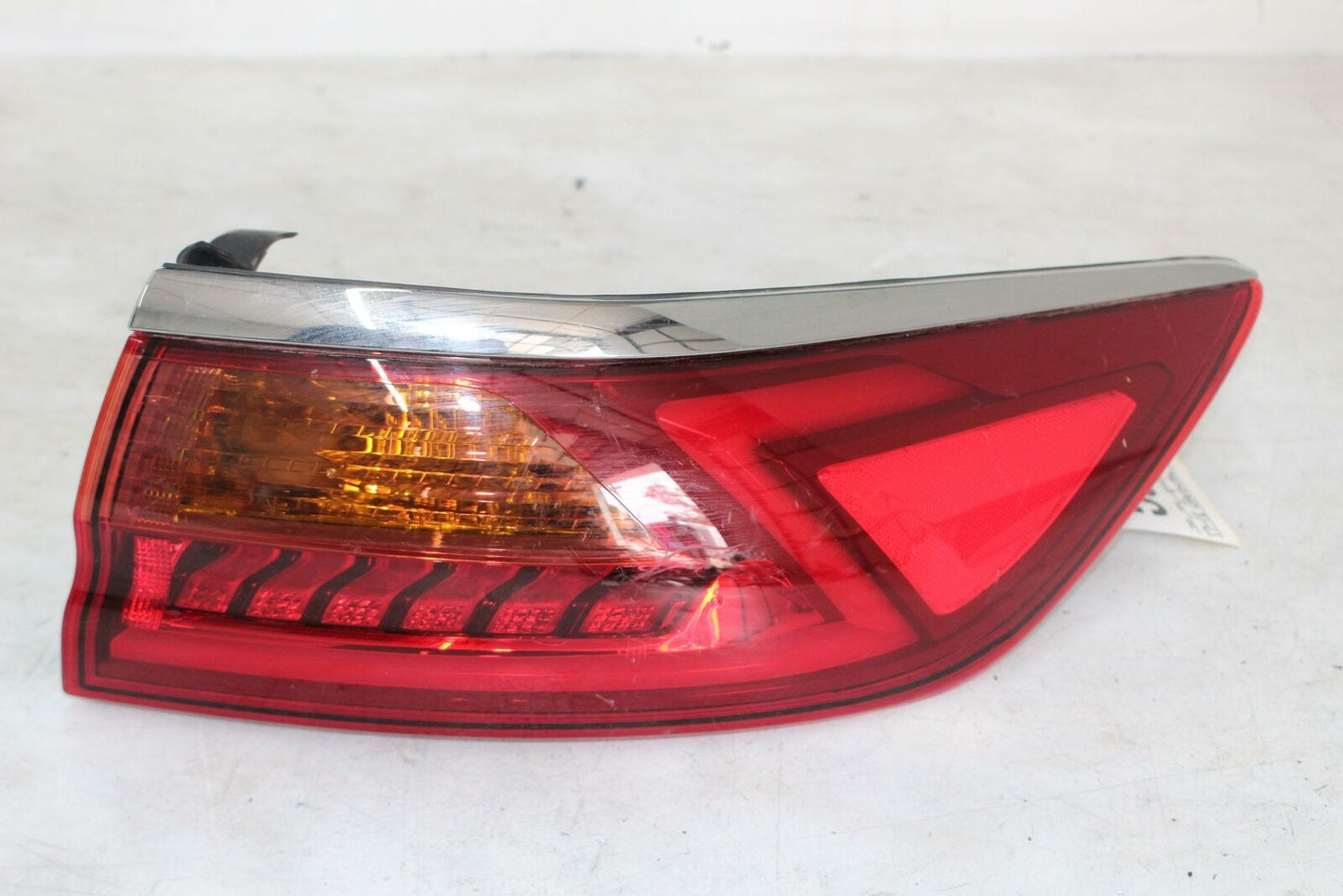 Tail Light Assembly KIA CADENZA Right 17 18 19