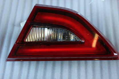 Tail Light Assembly NISSAN MAXIMA Right 16 17 18