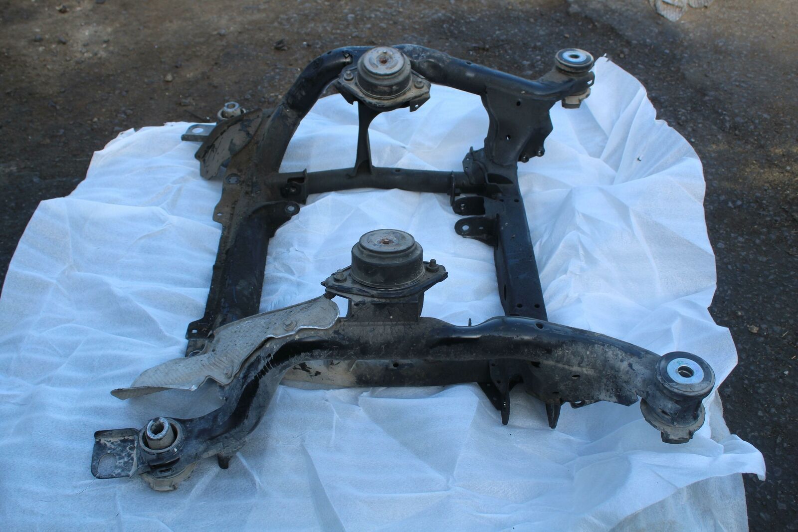 Undercarriage Crossmember MERCEDES ML SERIES 06 07 08 09 10 11