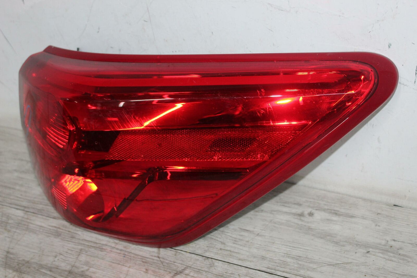 Tail Light Assembly NISSAN PATHFINDER Right 17 18 19 20