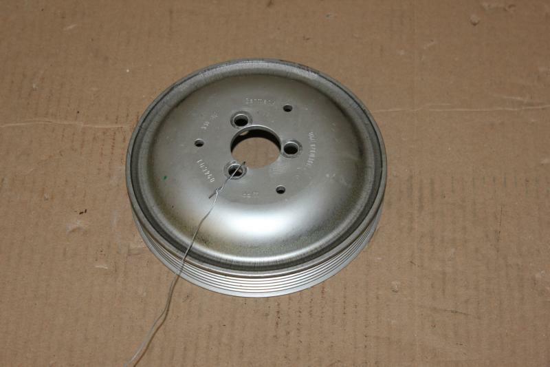 Water Pump Pulley AUDI A6 16