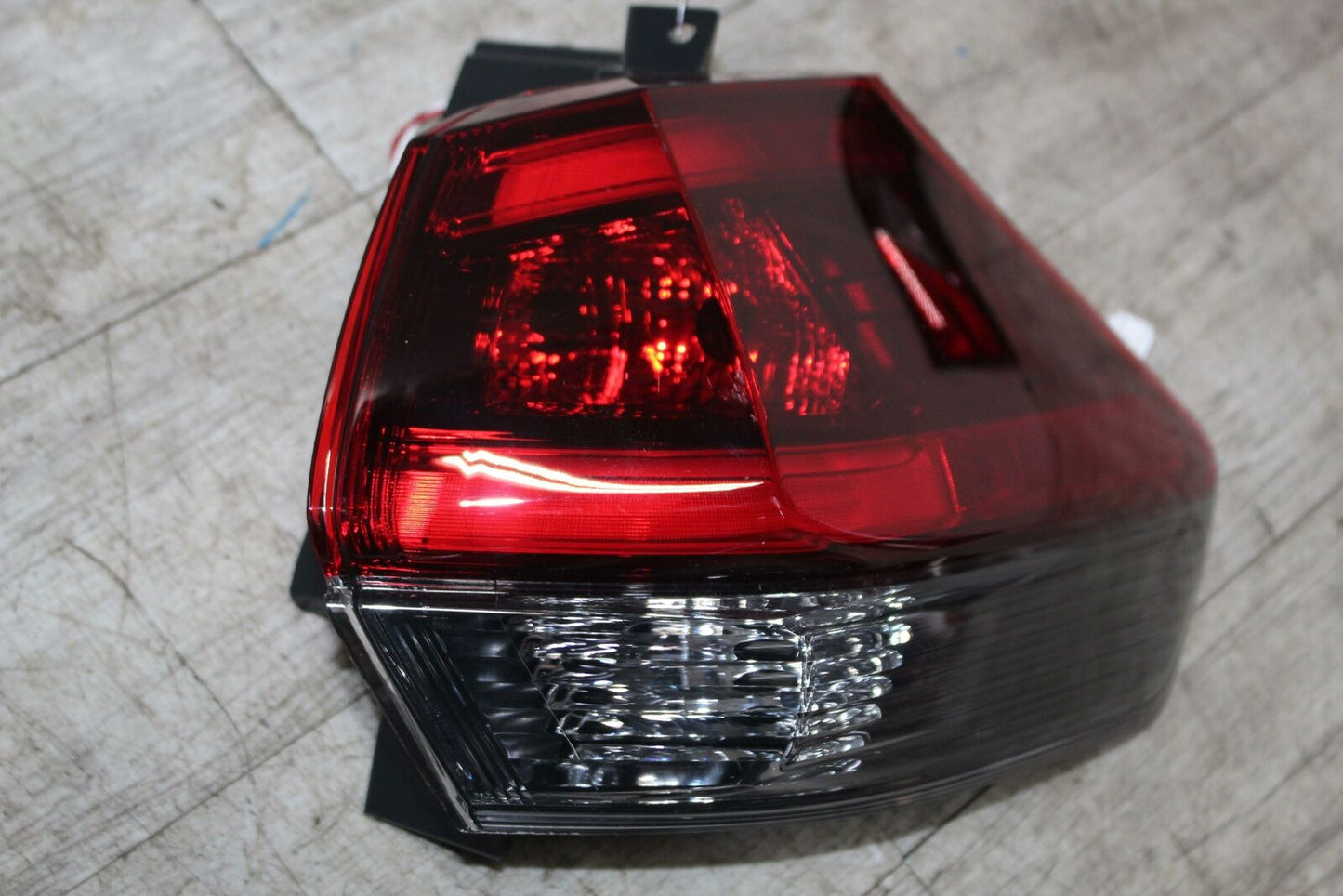 Tail Light Assembly ROGUE EXCEPT SPORT Right 17 18 19 20