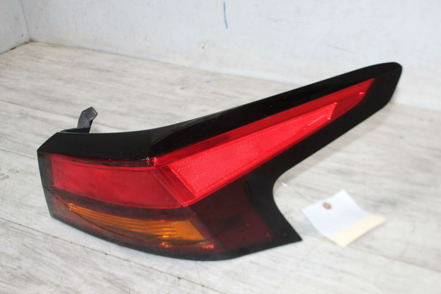 Tail Light Assembly NISSAN ALTIMA Right 19 20