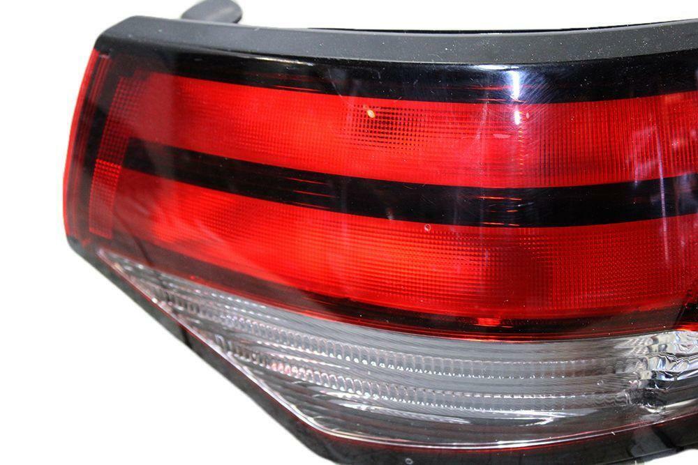 Tail Light Assembly NISSAN SENTRA Right 20