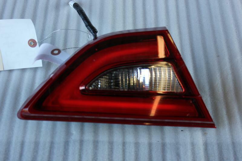 Tail Light Assembly NISSAN MAXIMA Left 16 17 18