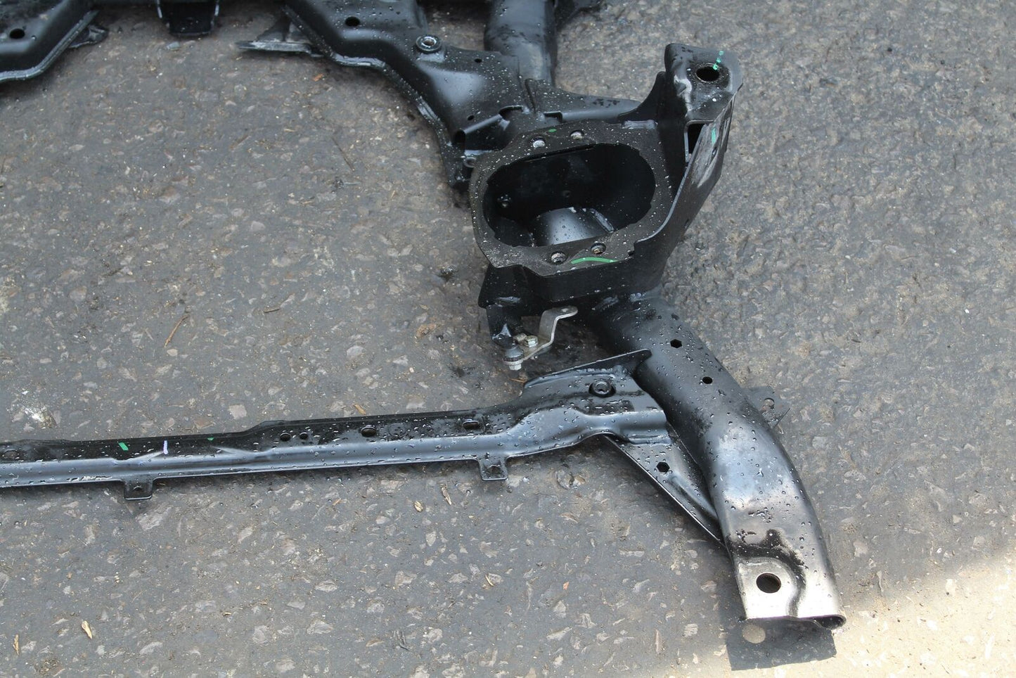 Undercarriage Crossmember BMW X6M 10 11 12 13 14