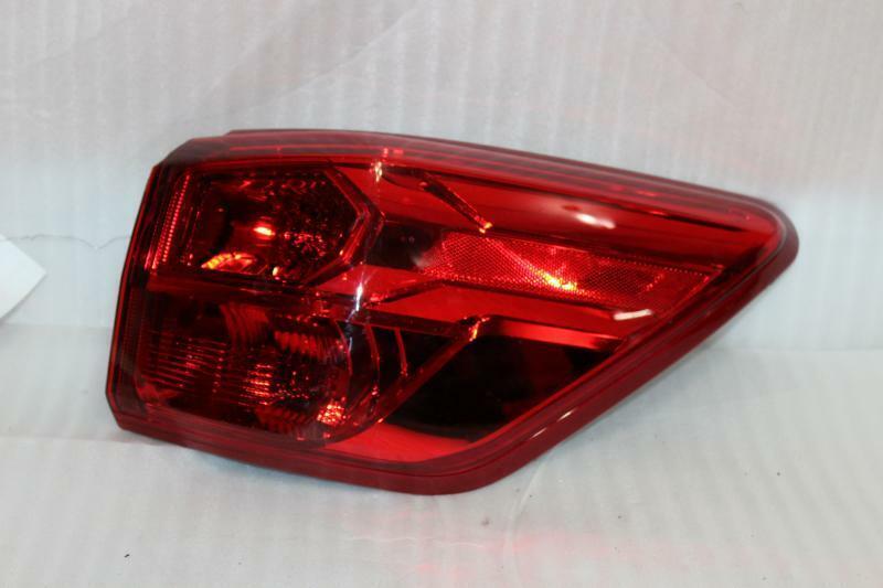 Tail Light Assembly NISSAN PATHFINDER Right 17 18 19 20