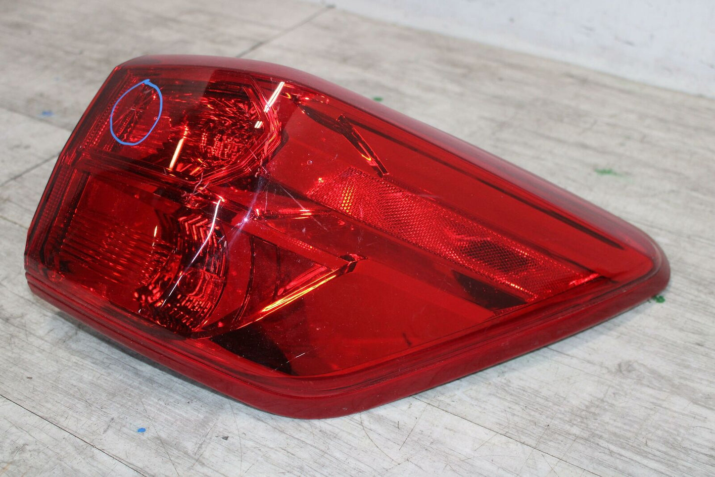 Tail Light Assembly NISSAN PATHFINDER Right 17 18 19 20