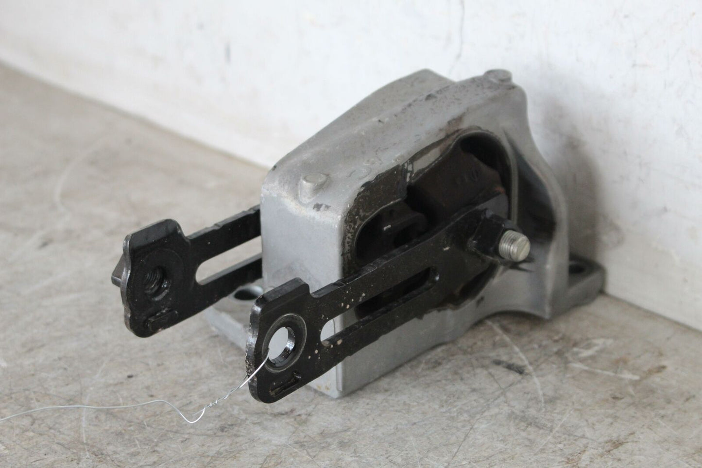 Transmission Mount NISSAN ALTIMA 19