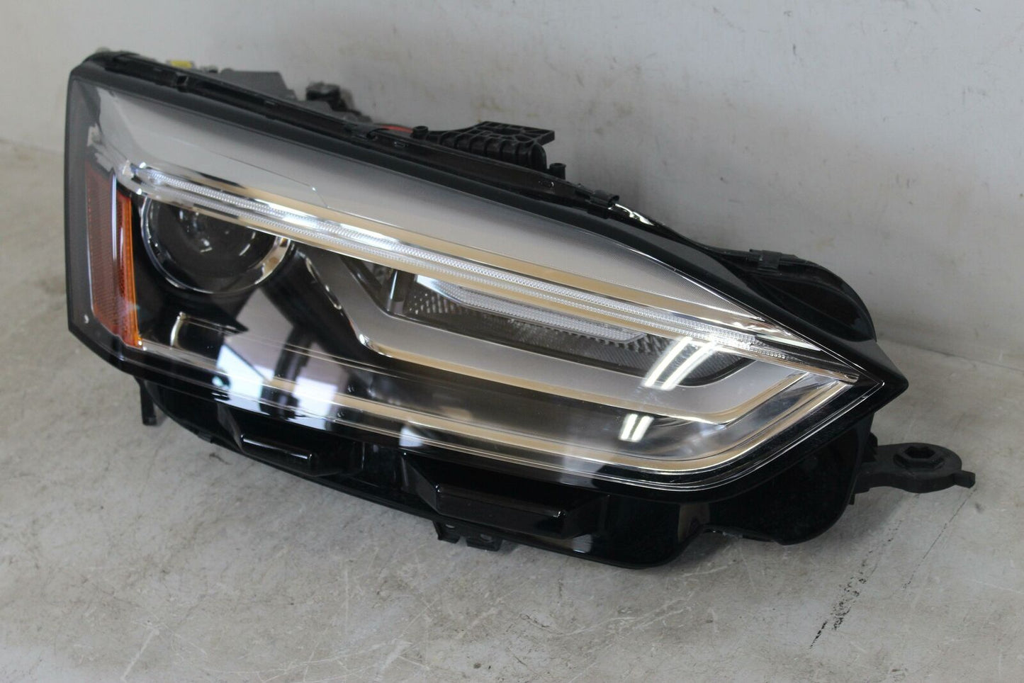 Headlamp Assembly AUDI A5 Right 18 19