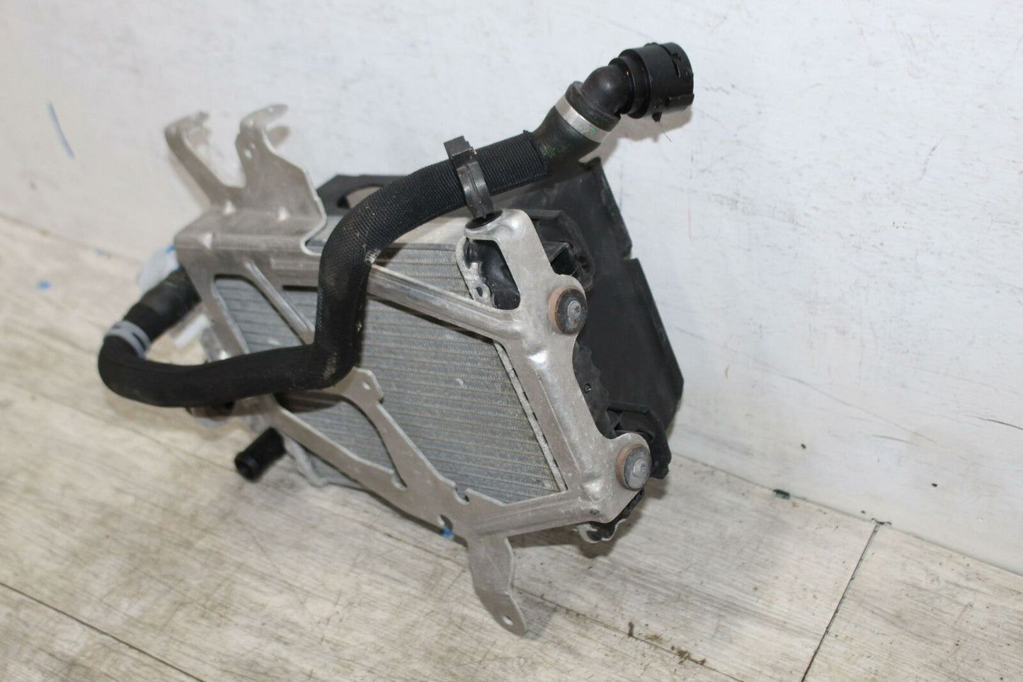 Radiator AUDI A8 13 14 15 16 17 18