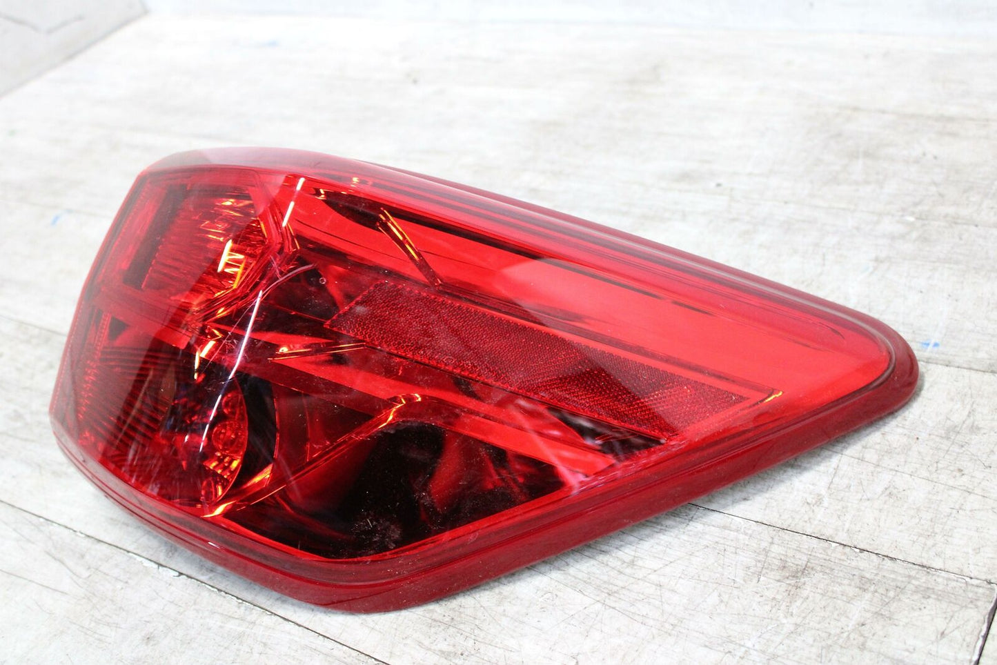 Tail Light Assembly NISSAN PATHFINDER Right 17 18 19 20