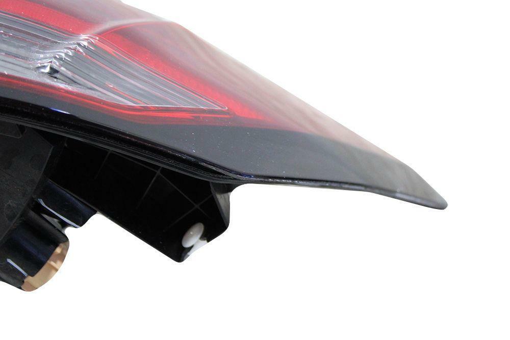 Tail Light Assembly NISSAN SENTRA Right 20