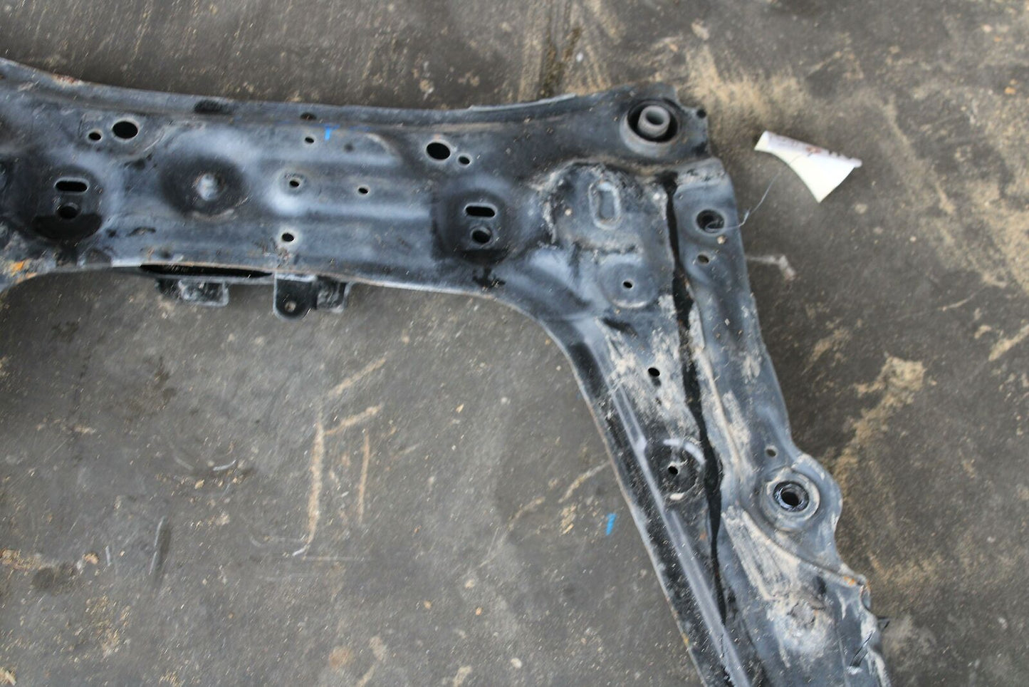 Undercarriage Crossmember NISSAN LEAF 18 19