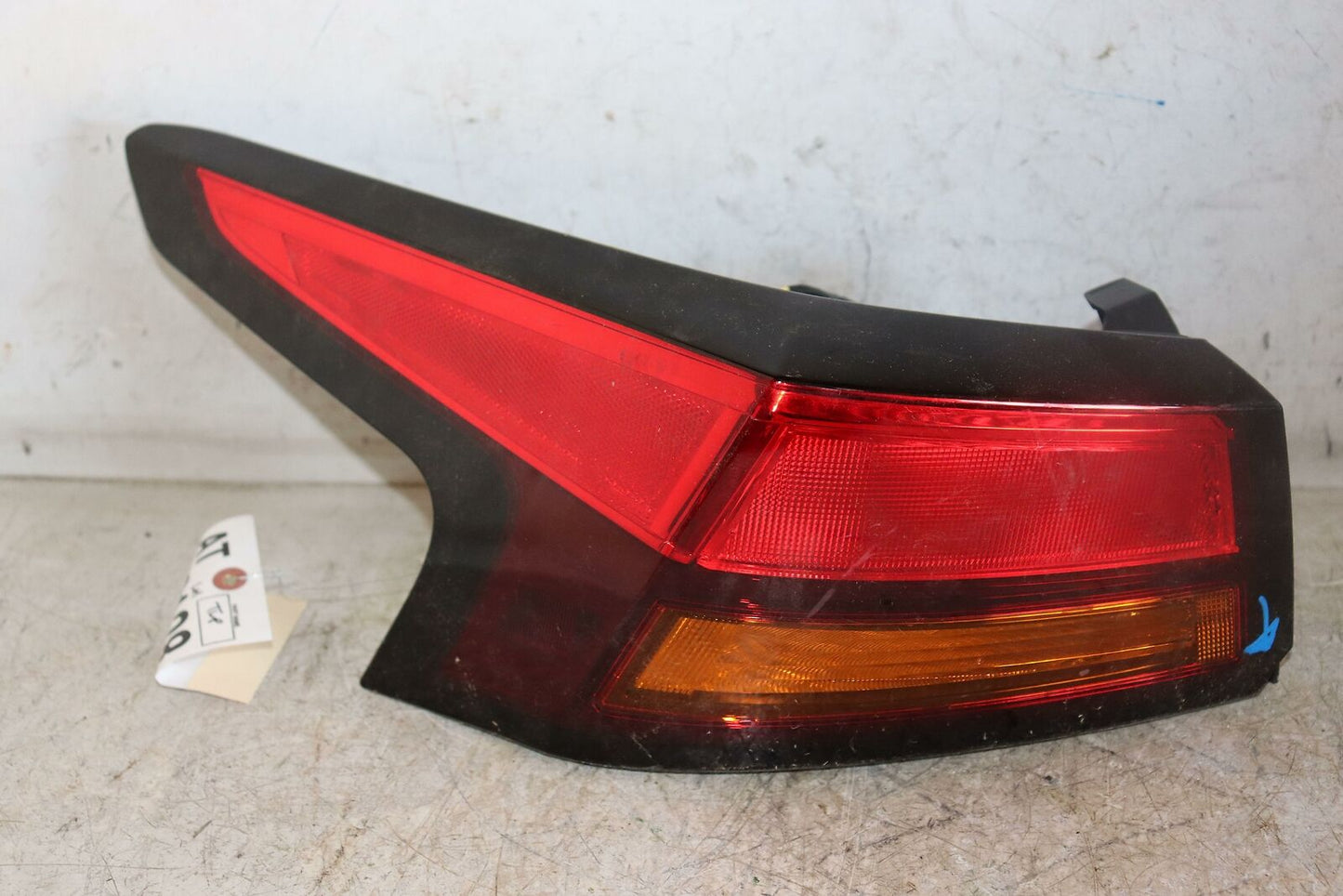 Tail Light Assembly NISSAN ALTIMA Left 19 20