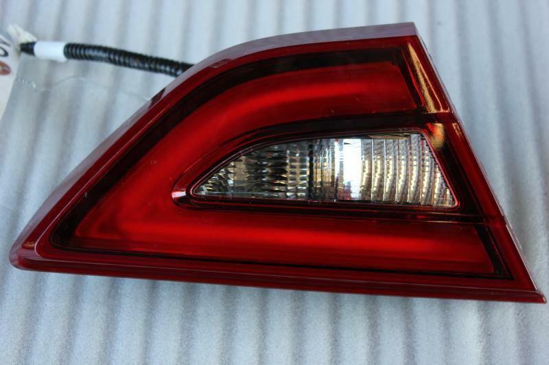 Tail Light Assembly NISSAN MAXIMA Left 16 17 18