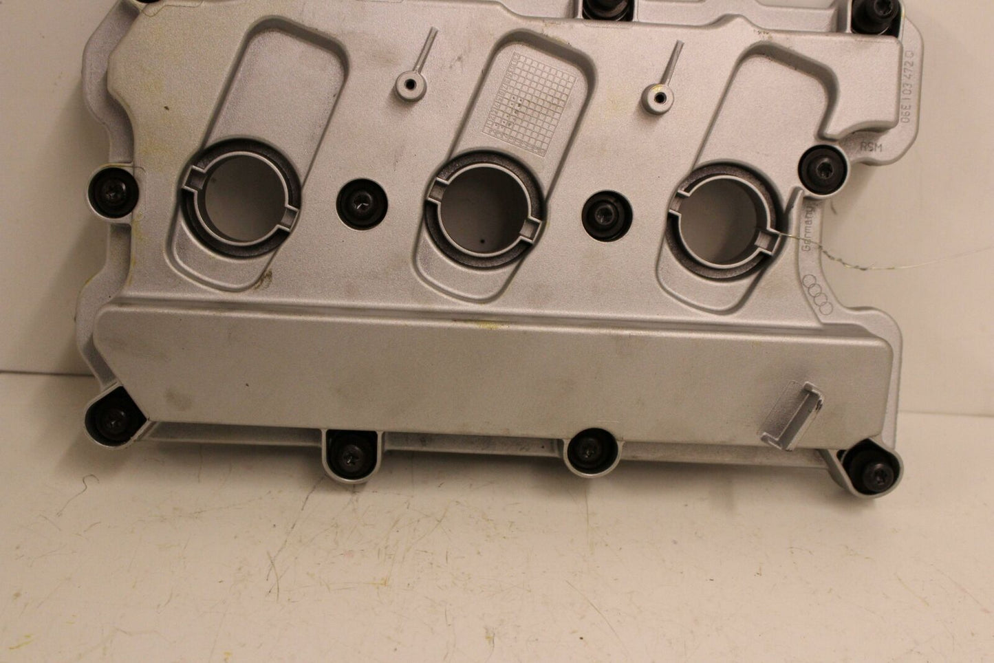 Valve Cover AUDI A8 15 16 17 18