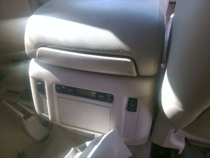 Rear Seat INFINITI QX56 12