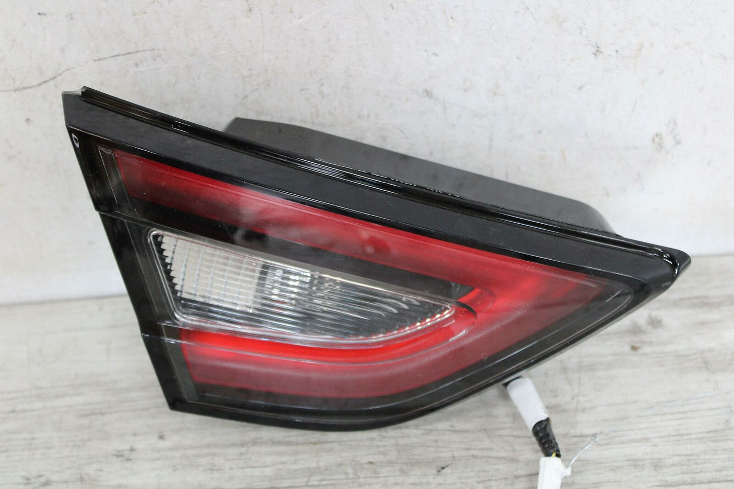 Tail Light Assembly NISSAN MAXIMA Left 16 17 18