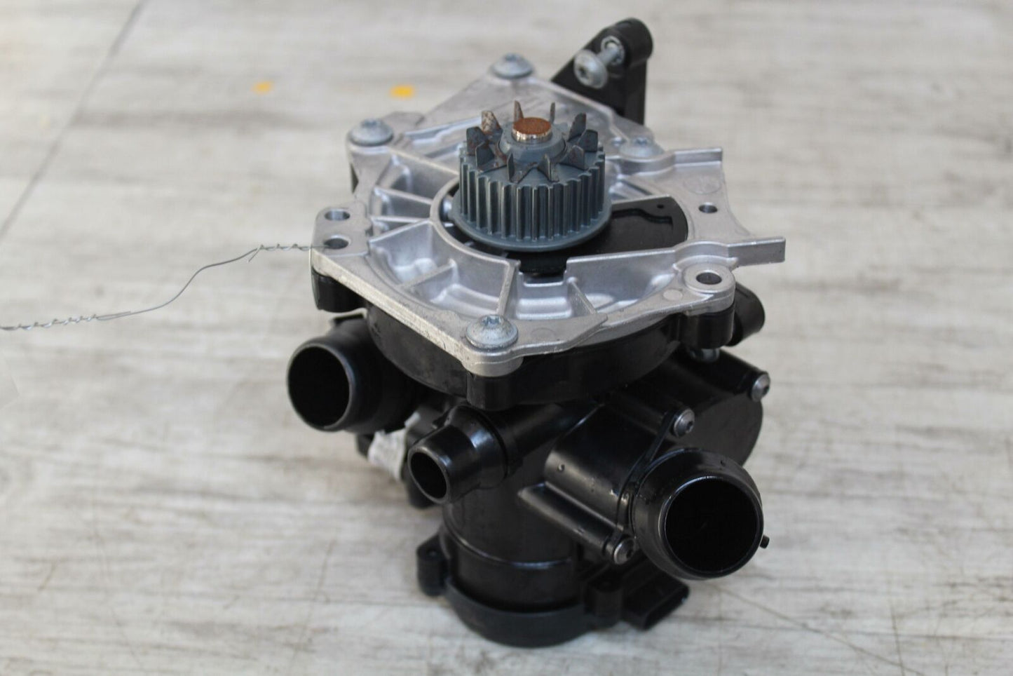 Water Pump Housing AUDI A4 Right 17