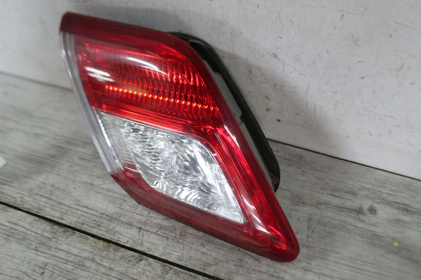 Tail Light Assembly TOYOTA CAMRY Left 10 11