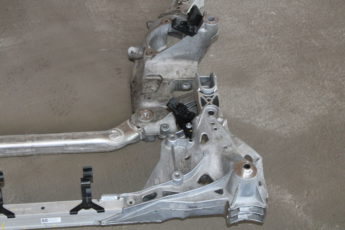 Undercarriage Crossmember BMW M8 19