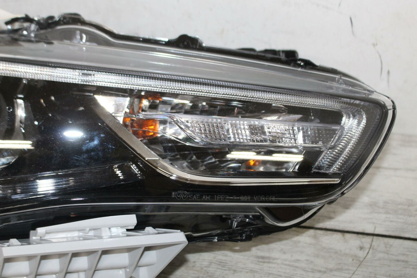 Headlamp Assembly INFINITI QX60 Right 19