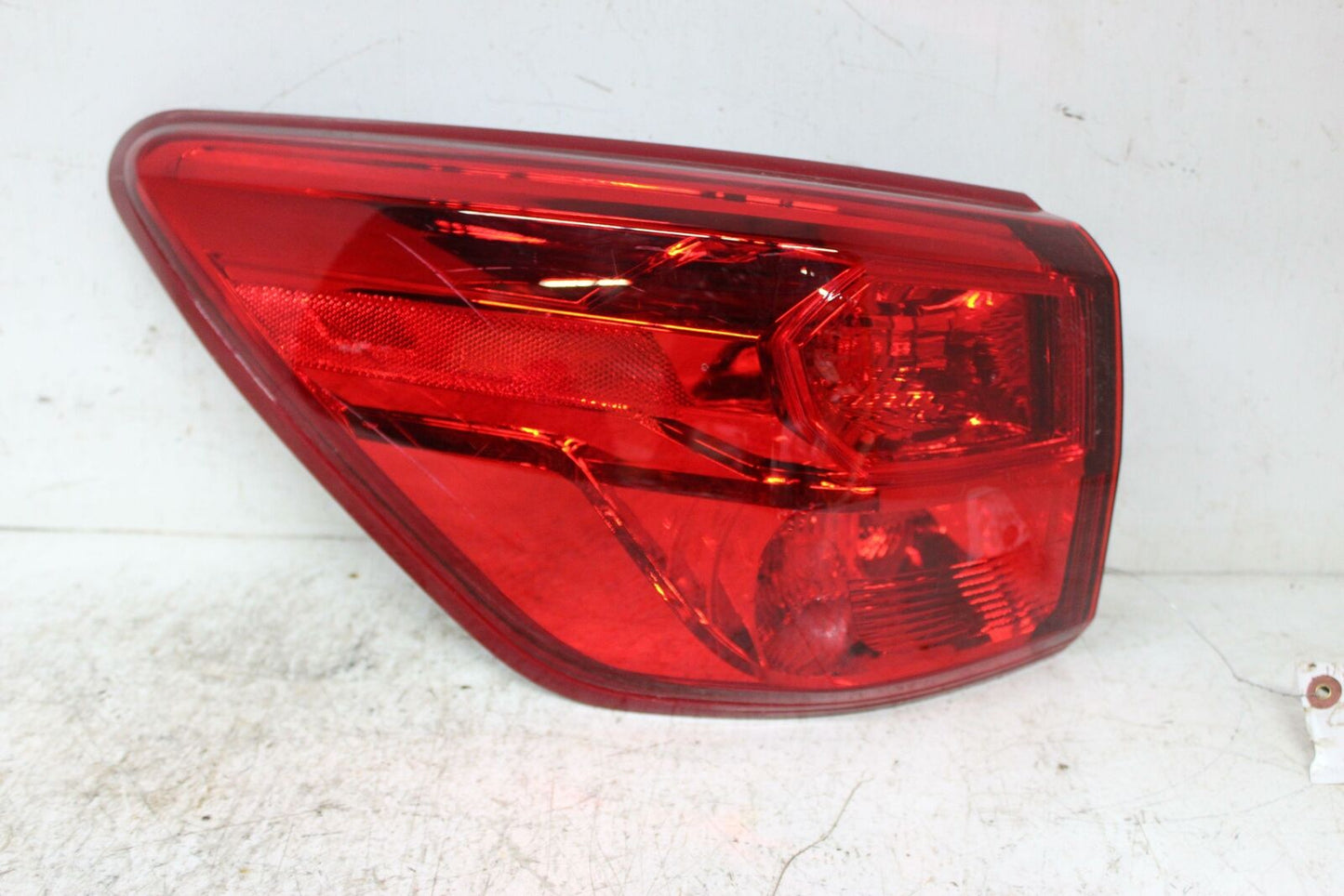 Tail Light Assembly NISSAN PATHFINDER Left 17 18 19 20