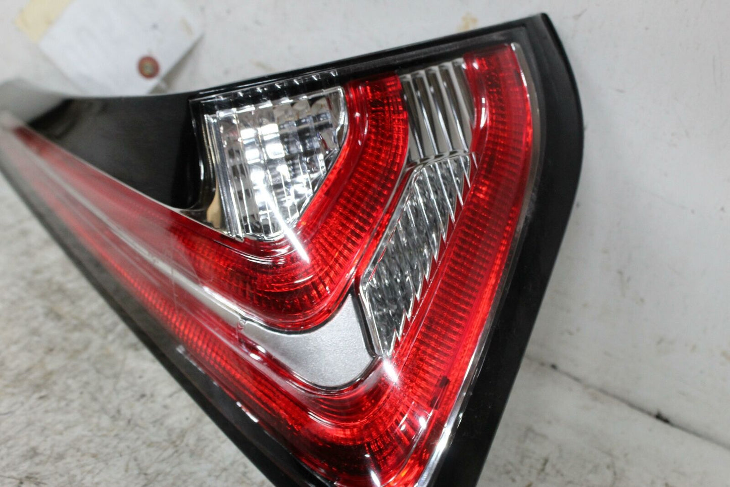 Tail Light Assembly NISSAN MURANO Right 15 16 17 18